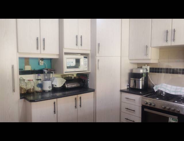 3 BEDROOM HOUSE SOLD IN NORTHDENE
